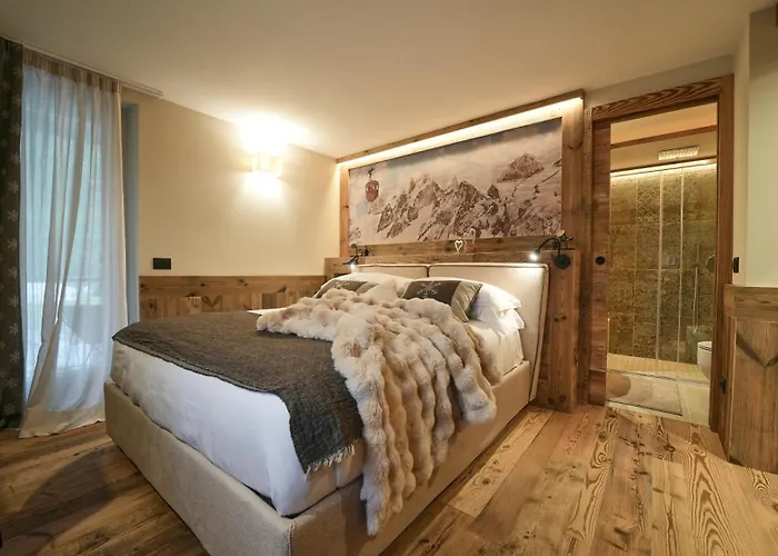 Alpine - Cervinia Апартаменти *